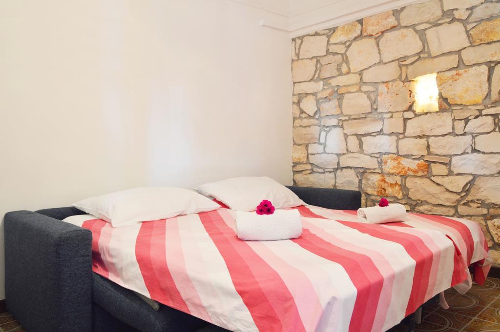 Giardino Apartment Umag Exterior photo